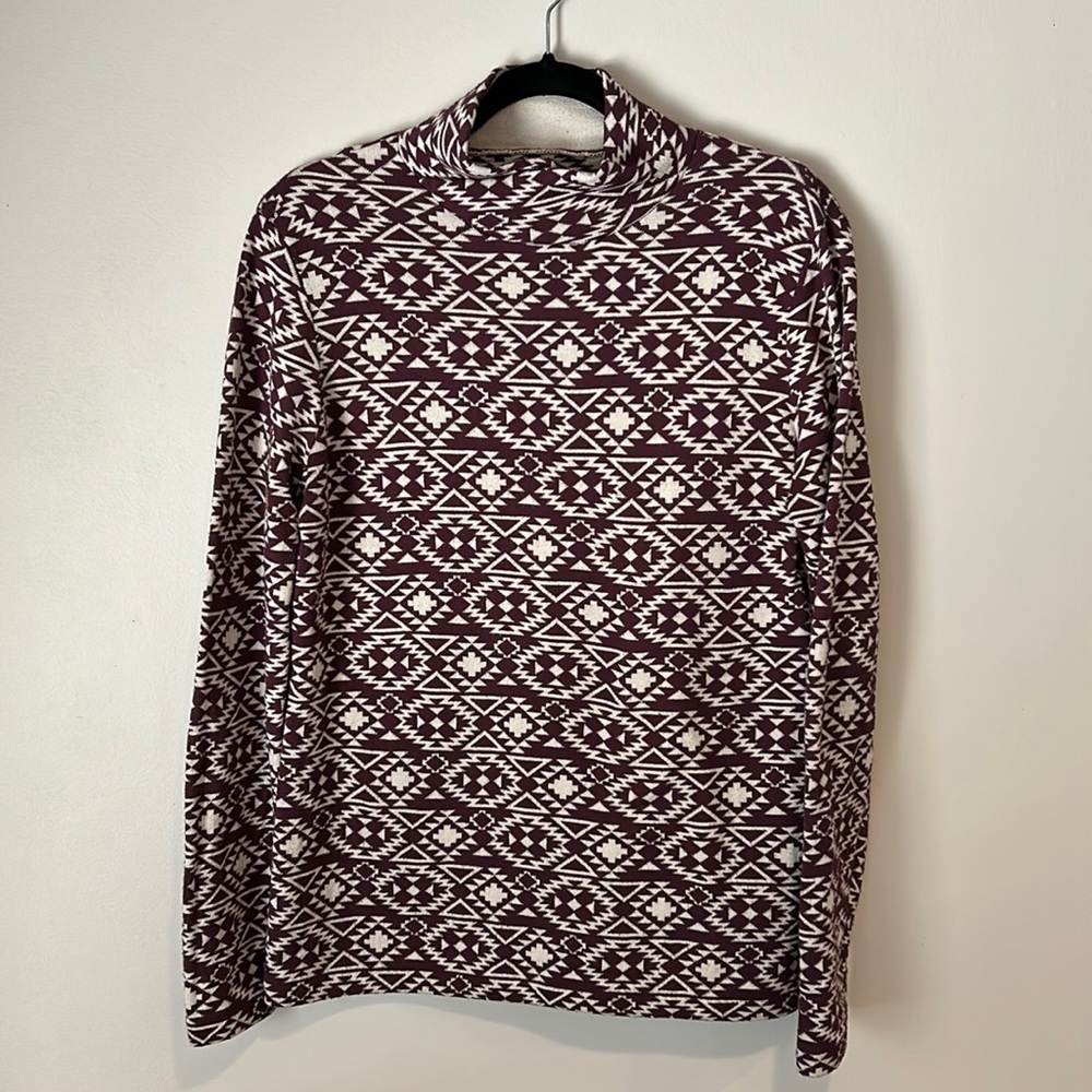 Women’s Duluth Mock Neck Sweater Size Large